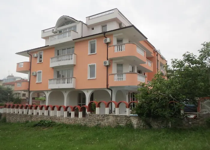 Casa de hóspedes Guest Nia Elis Kiten (Burgas)