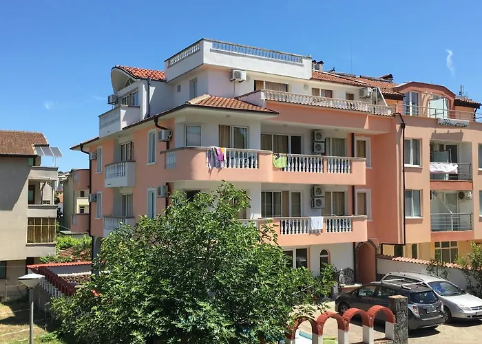 Guest Nia Elis 3* Kiten (Burgas)