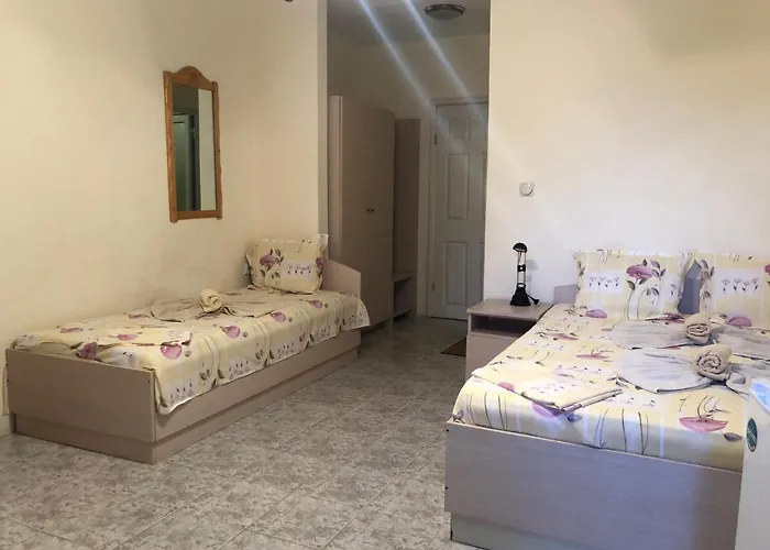 Guest Nia Elis Casa de hóspedes Kiten (Burgas)